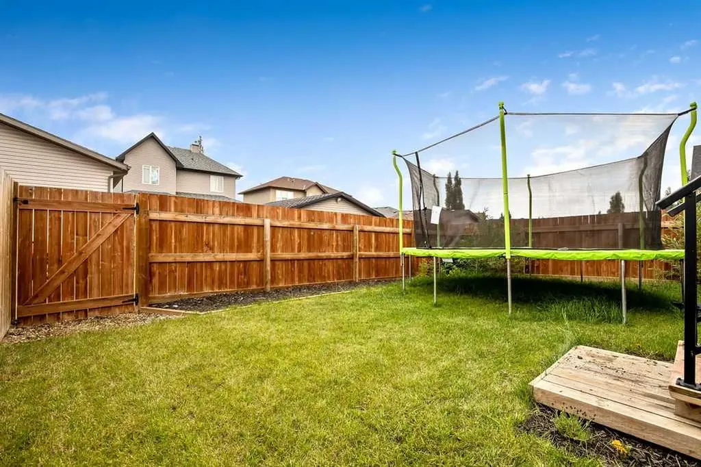 1918 High Park Circle NW High River AB T1V 0E7