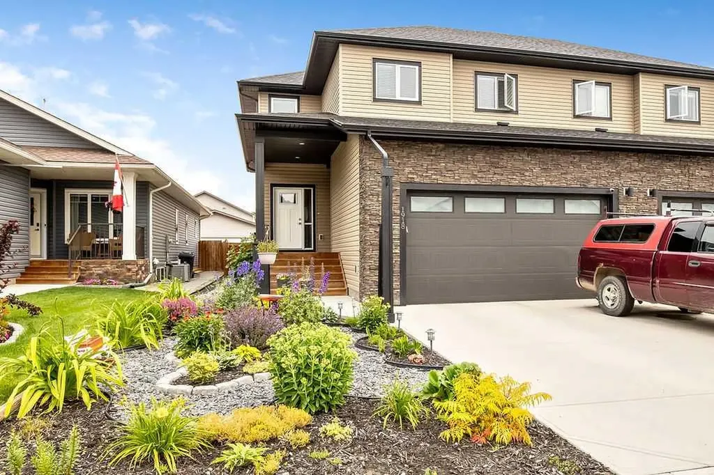 1918 High Park Circle NW High River AB T1V 0E7