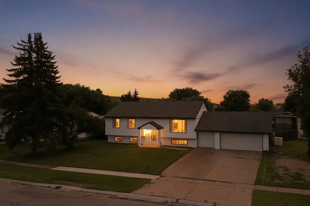 55 Centennial Drive Fort Mcmurray AB T9H 1J2