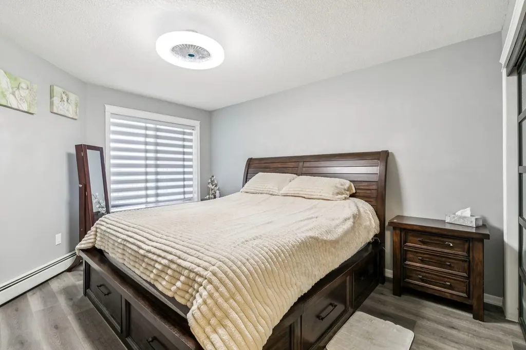 305 1 Avenue NW Airdrie AB T4B 2M5