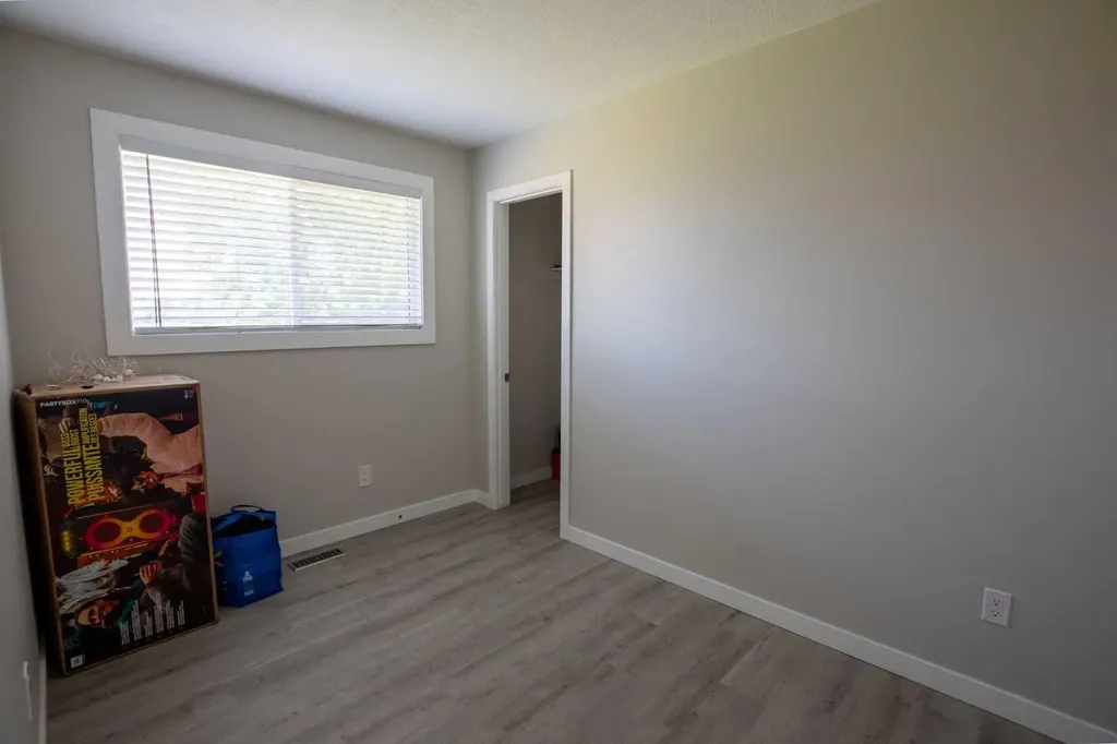 119 Maranda Close NE Calgary AB T2A 3E7