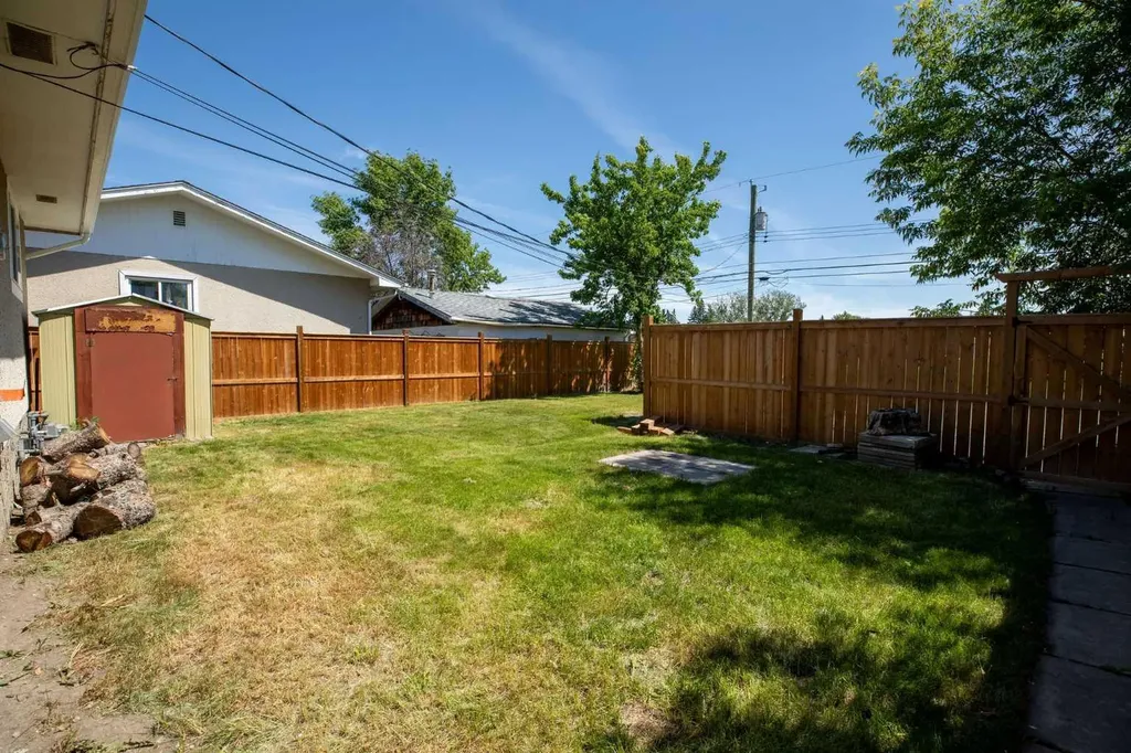 119 Maranda Close NE Calgary AB T2A 3E7