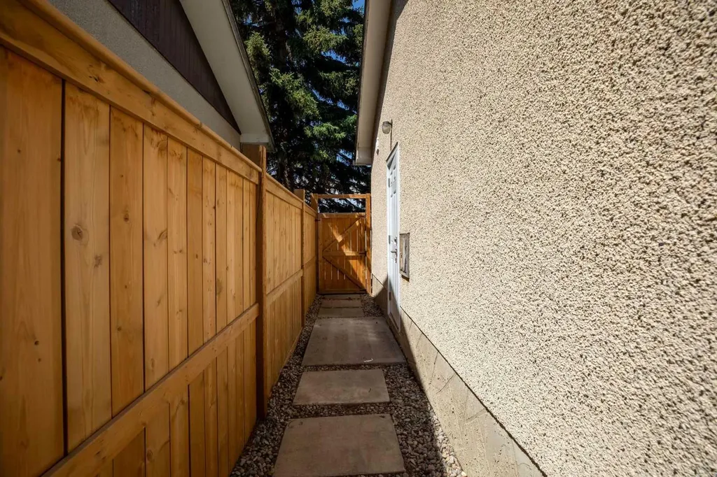 119 Maranda Close NE Calgary AB T2A 3E7