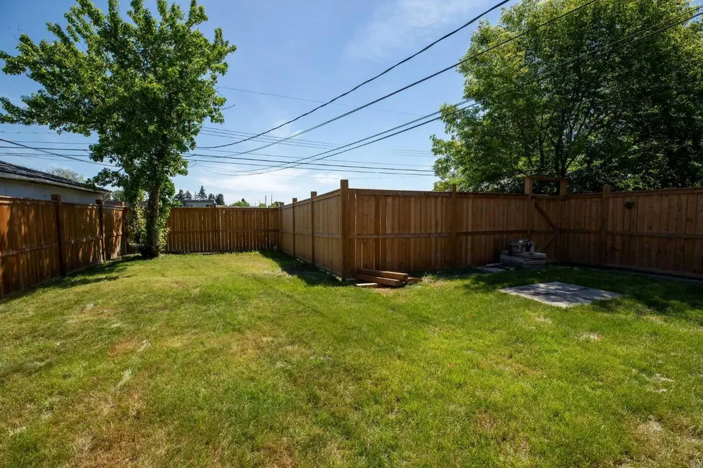 119 Maranda Close NE Calgary AB T2A 3E7