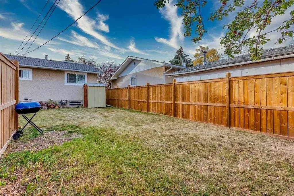 119 Maranda Close NE Calgary AB T2A 3E7