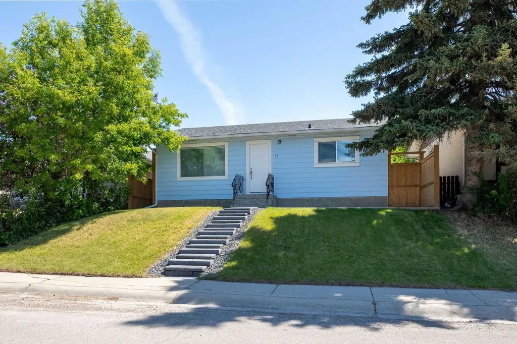 119 Maranda Close NE Calgary AB T2A 3E7