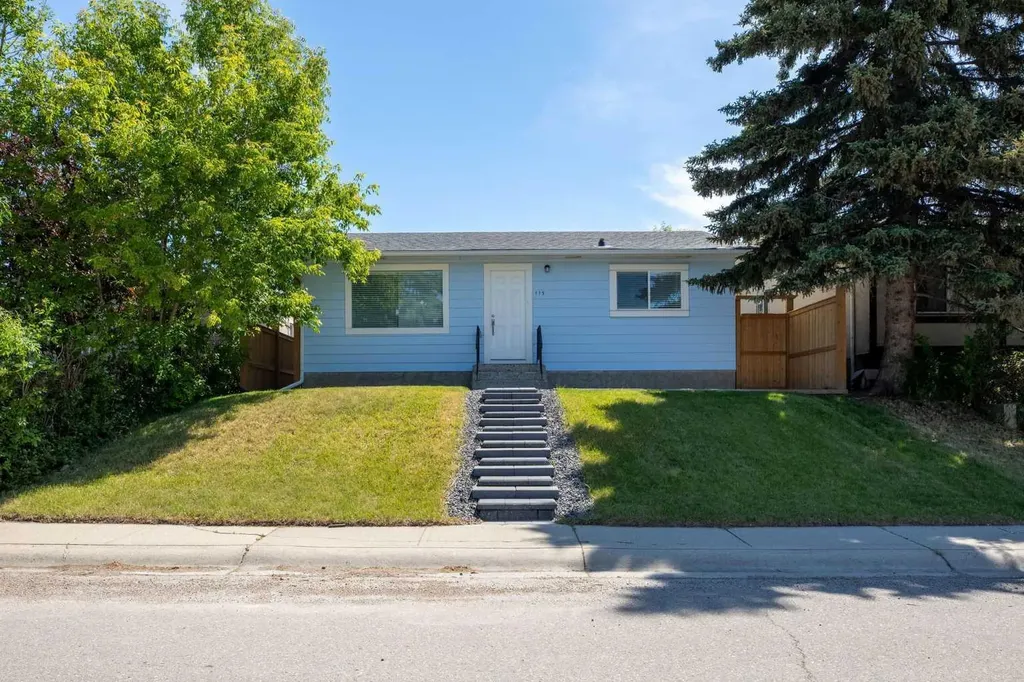 119 Maranda Close NE Calgary AB T2A 3E7