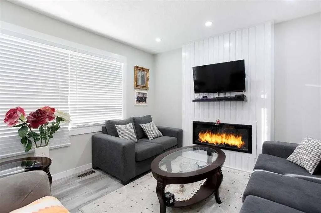 119 Maranda Close NE Calgary AB T2A 3E7