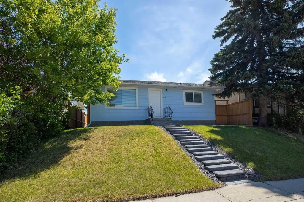 119 Maranda Close NE Calgary AB T2A 3E7