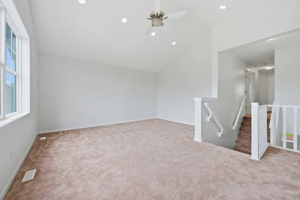 15 Cougarstone Court SW Calgary AB T3H 5A4