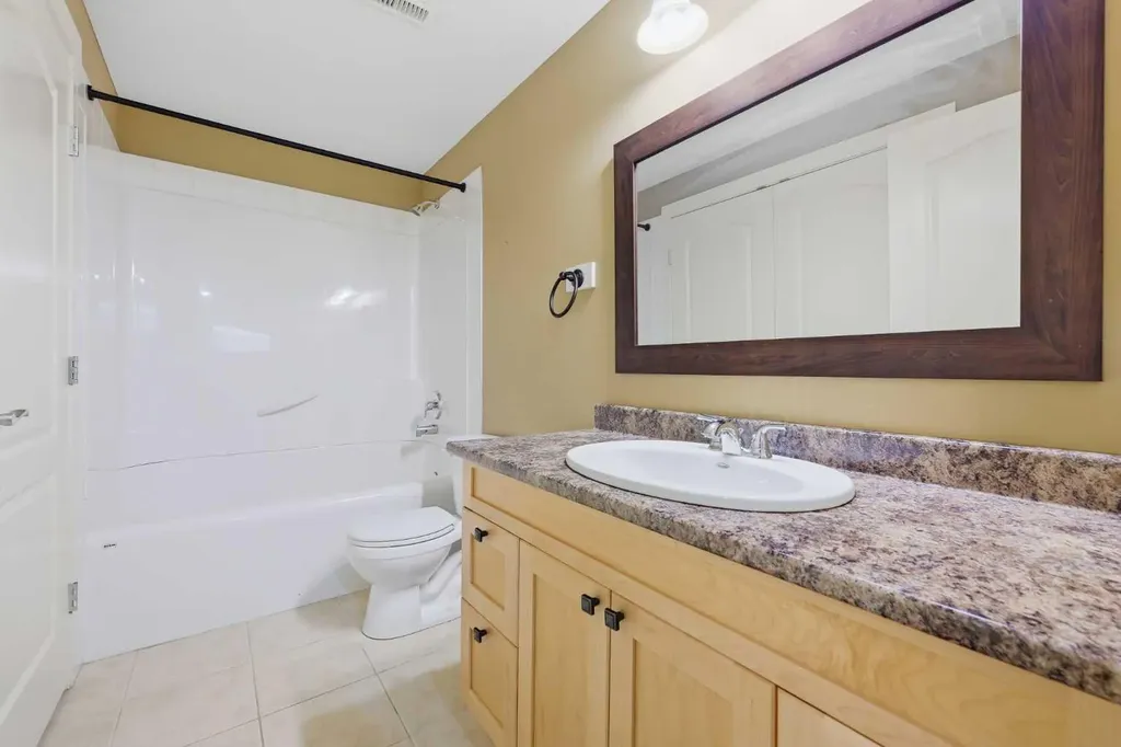 15 Cougarstone Court SW Calgary AB T3H 5A4