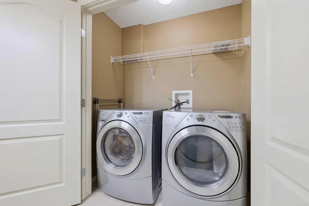 15 Cougarstone Court SW Calgary AB T3H 5A4