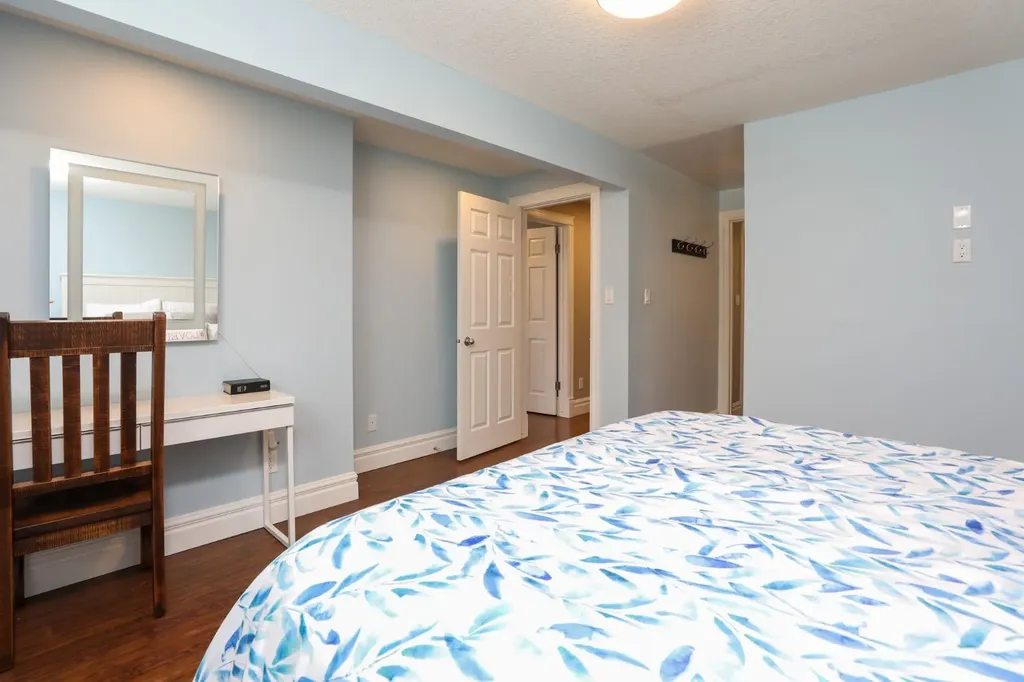 244 N 2 Street E Magrath AB T0K 1J0