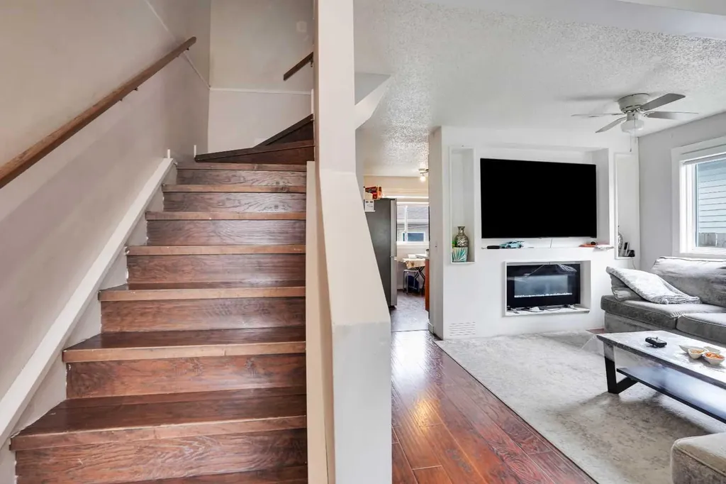 6515 Martingrove Drive NE Calgary AB T3J 2T7