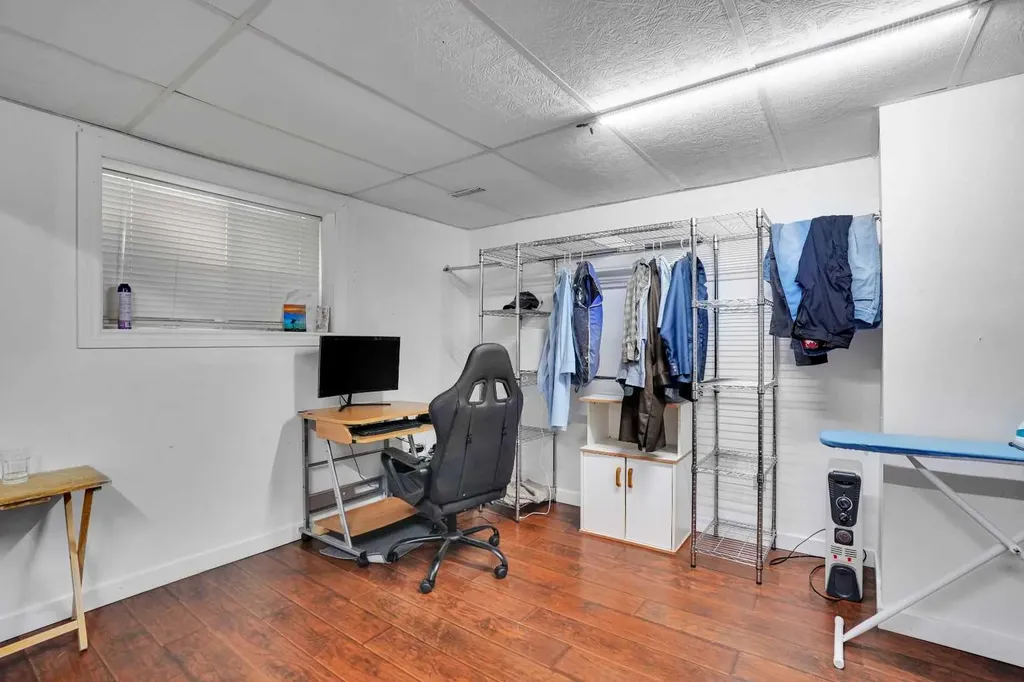 6515 Martingrove Drive NE Calgary AB T3J 2T7