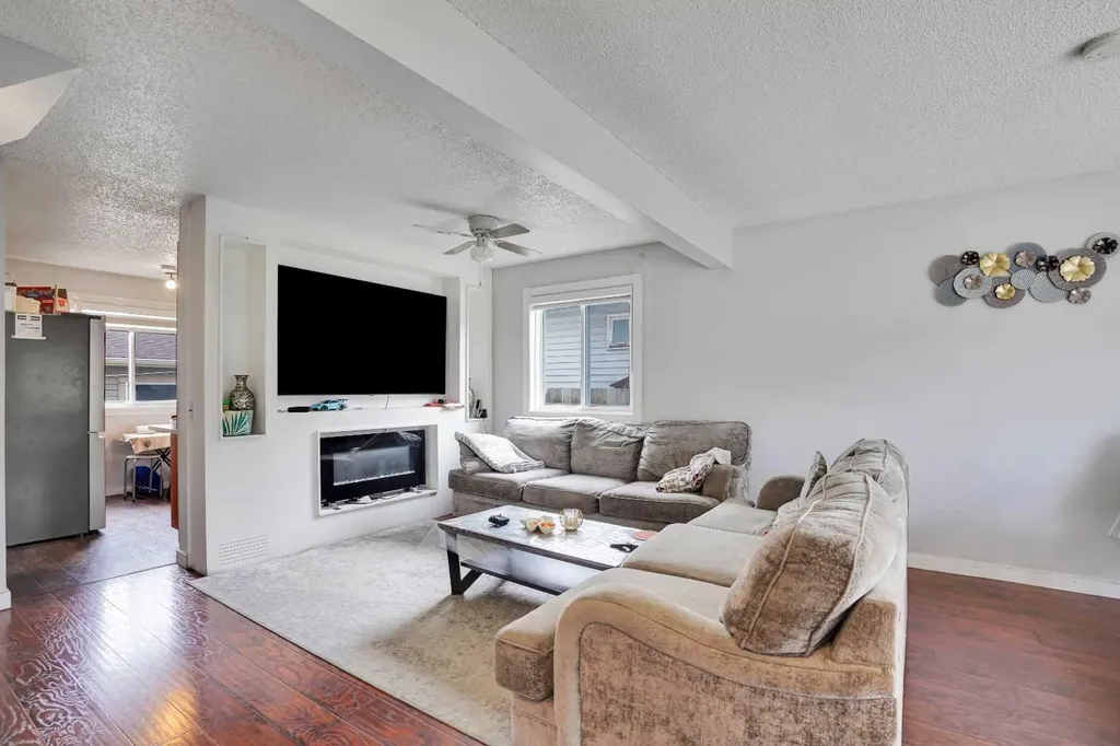 6515 Martingrove Drive NE Calgary AB T3J 2T7