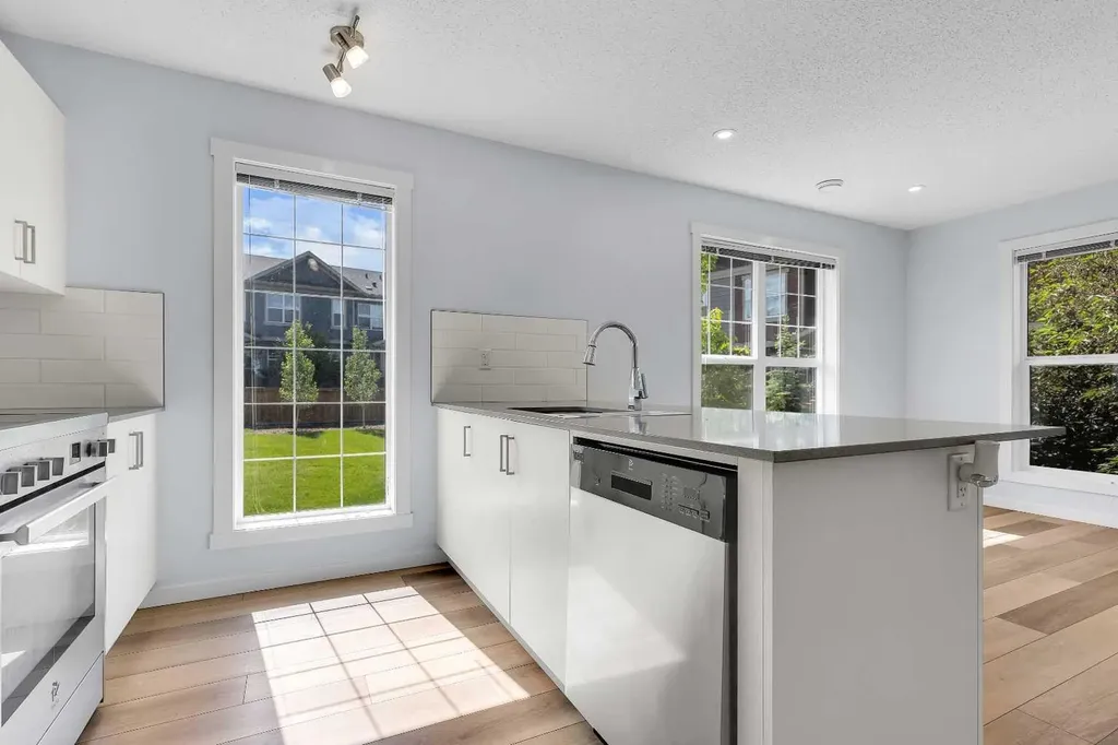 237 Cranbrook Square SE Calgary AB T3M 3K8