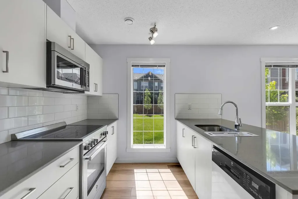 237 Cranbrook Square SE Calgary AB T3M 3K8