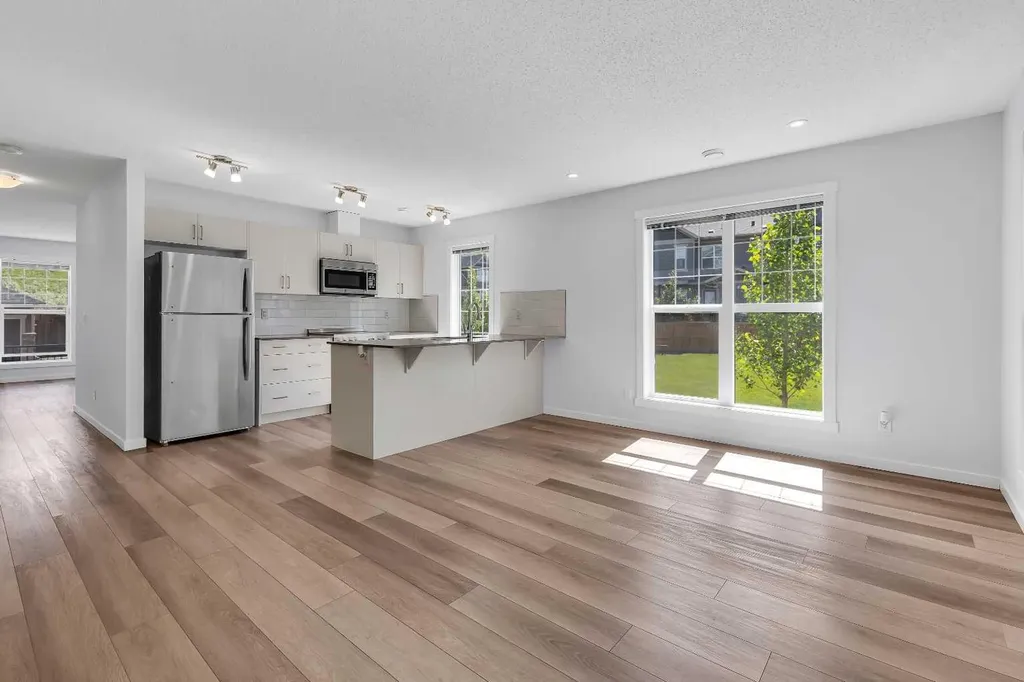 237 Cranbrook Square SE Calgary AB T3M 3K8