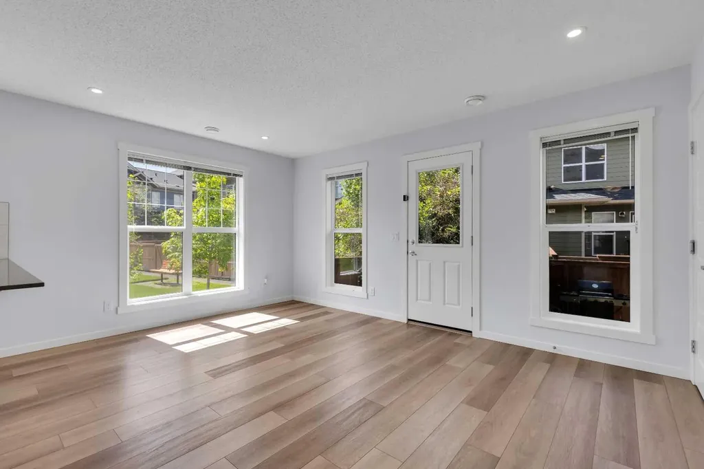 237 Cranbrook Square SE Calgary AB T3M 3K8