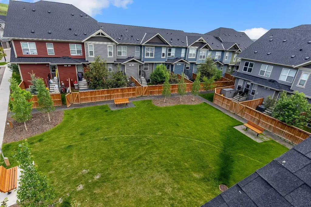 237 Cranbrook Square SE Calgary AB T3M 3K8