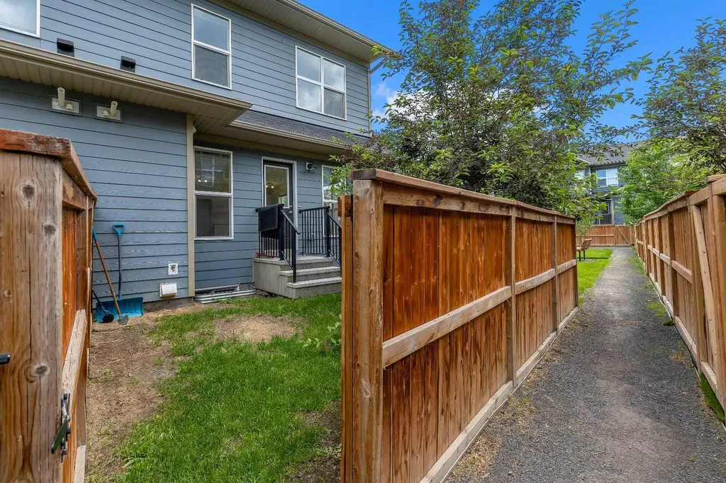 237 Cranbrook Square SE Calgary AB T3M 3K8
