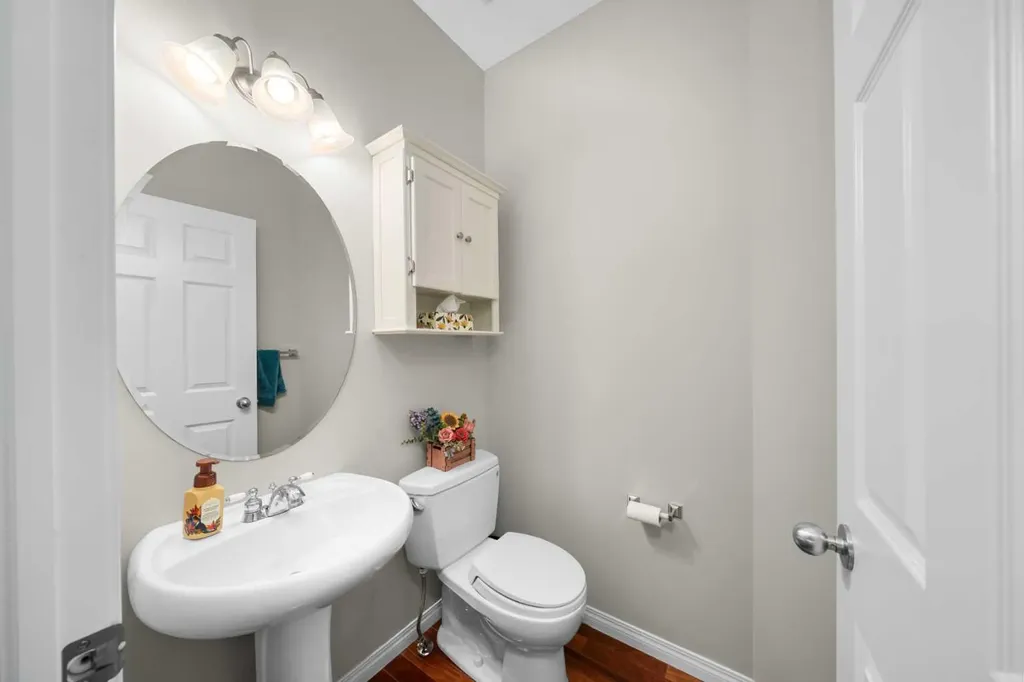 134 Rockywood Circle NW Calgary AB T3G 5W1