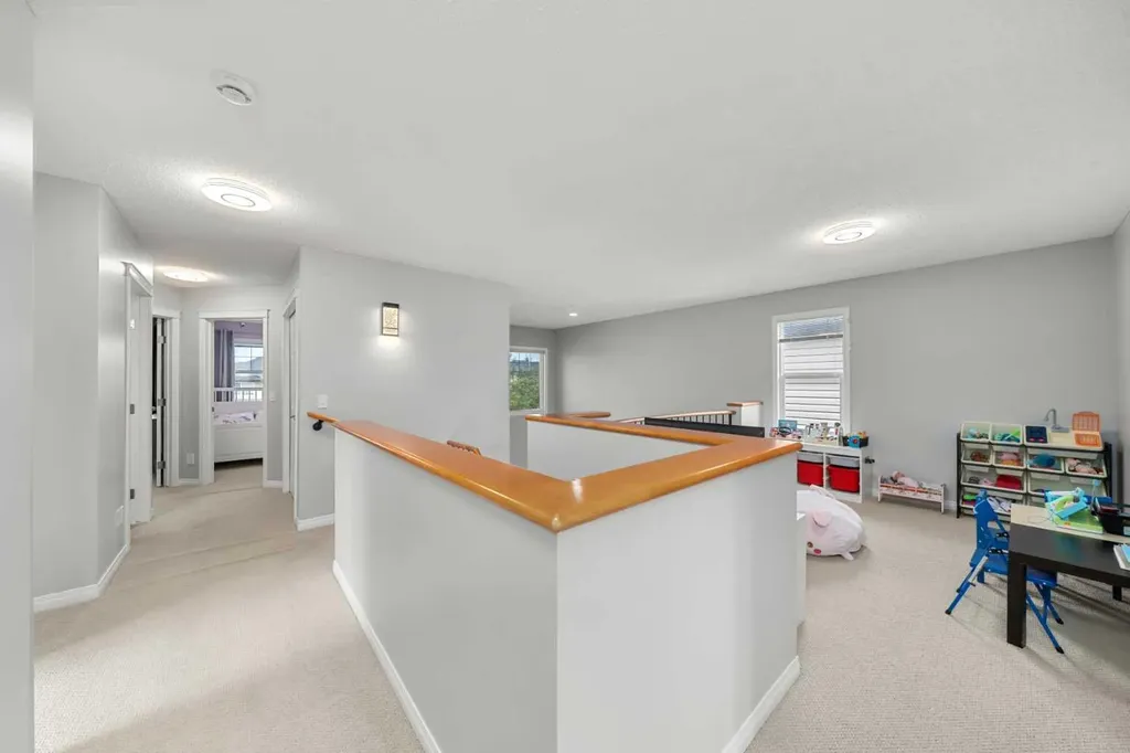 134 Rockywood Circle NW Calgary AB T3G 5W1