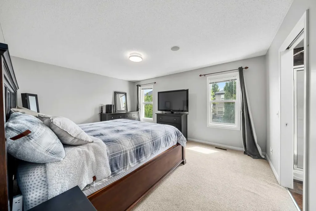 134 Rockywood Circle NW Calgary AB T3G 5W1