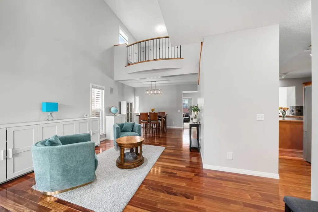 134 Rockywood Circle NW Calgary AB T3G 5W1