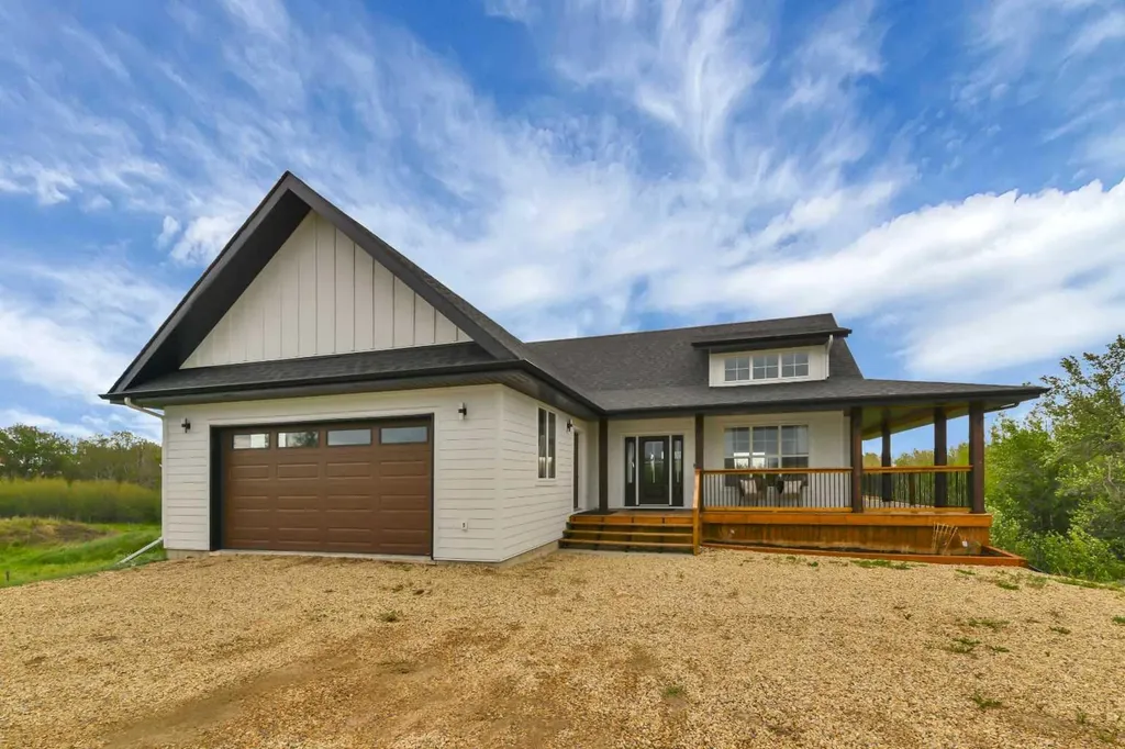 45 Bruhn Bend Rural Ponoka County AB T0C 2J0
