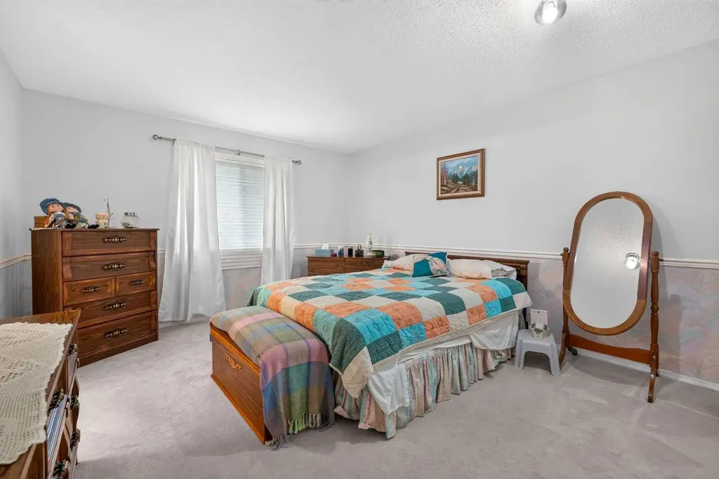 501 Coral Keys Villas NE Calgary AB T3J3L8