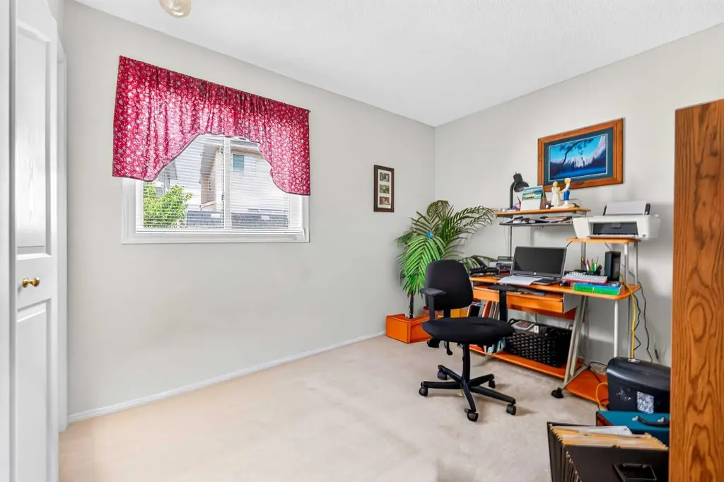 501 Coral Keys Villas NE Calgary AB T3J3L8