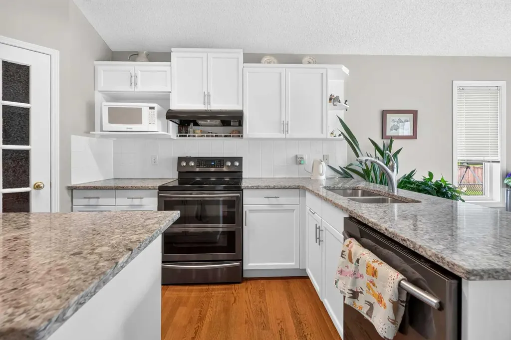 501 Coral Keys Villas NE Calgary AB T3J3L8