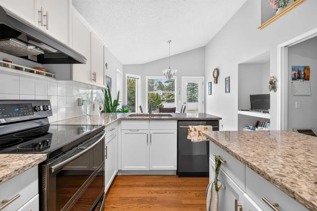 501 Coral Keys Villas NE Calgary AB T3J3L8