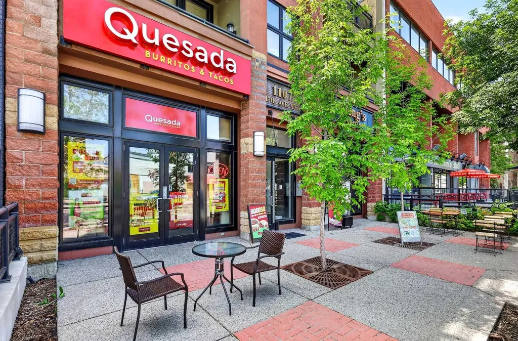 1123 13 Avenue SW Calgary AB T2R0L7
