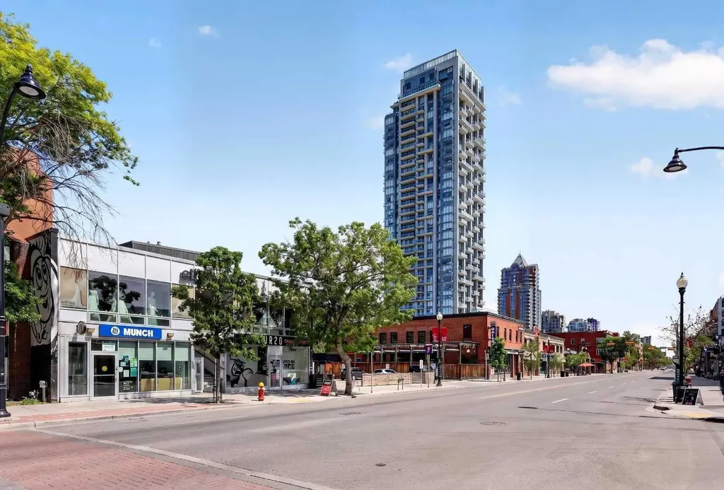 1123 13 Avenue SW Calgary AB T2R0L7