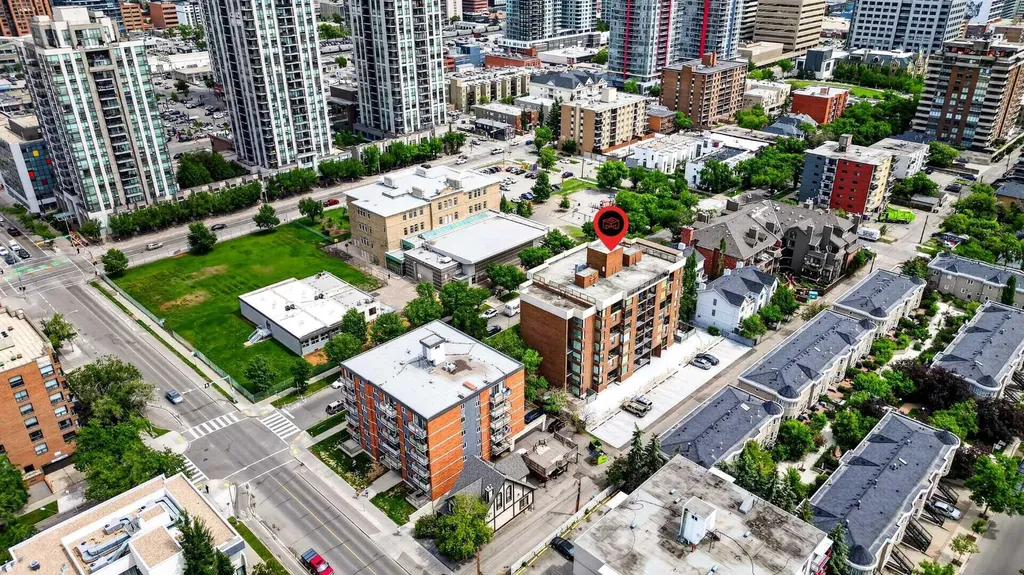 1123 13 Avenue SW Calgary AB T2R0L7
