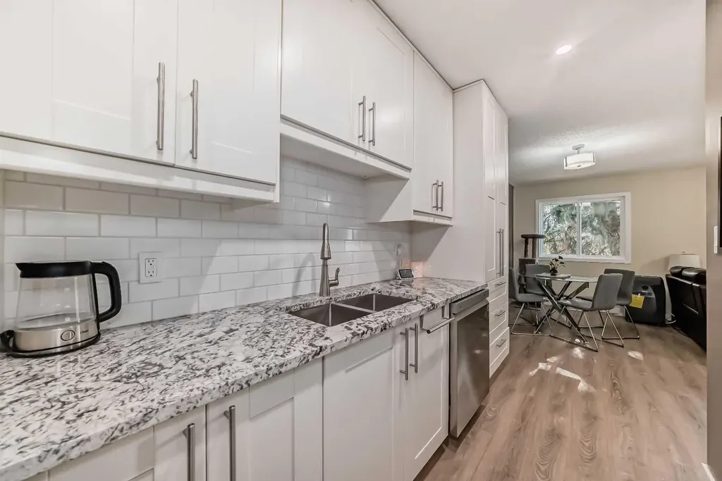 109 Stanley Avenue Okotoks AB T1S 1H8