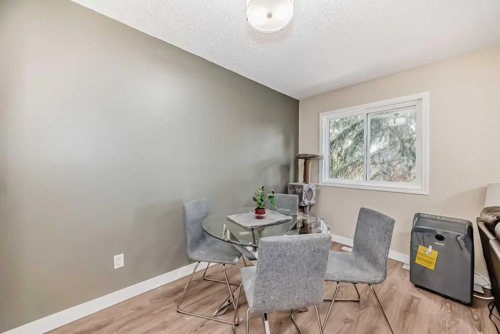 109 Stanley Avenue Okotoks AB T1S 1H8