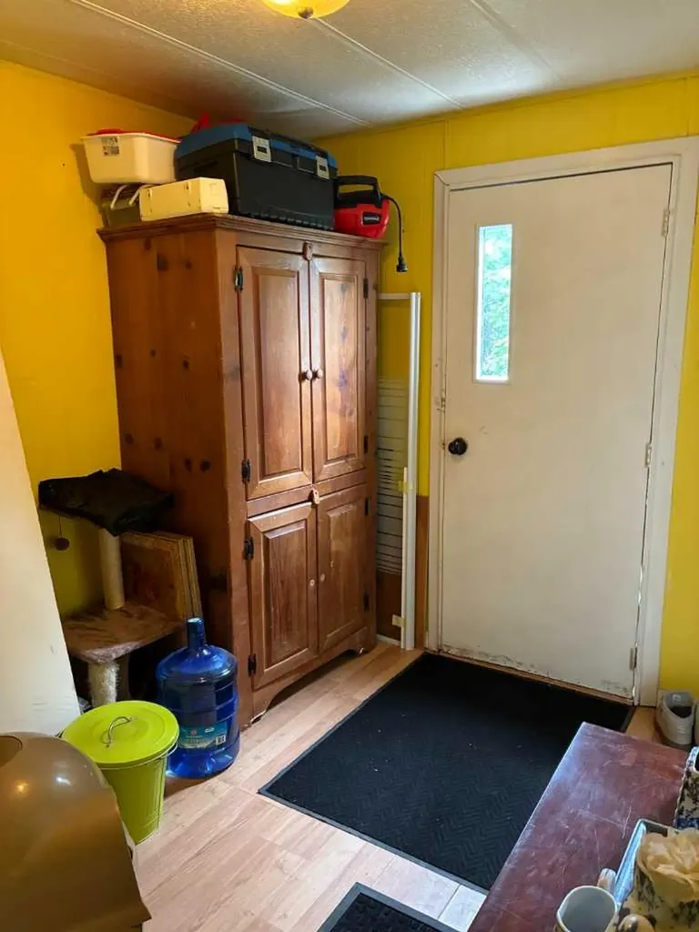 1190 15 Avenue Didsbury AB T0M0W0