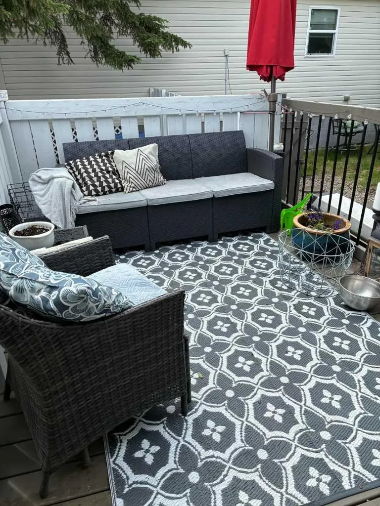1190 15 Avenue Didsbury AB T0M0W0