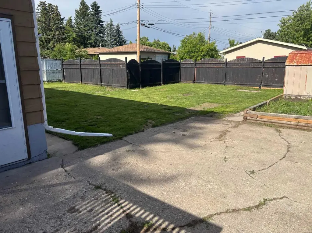 4406 Fordham Crescent SE Calgary AB T2A 1Z9