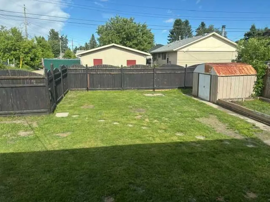 4406 Fordham Crescent SE Calgary AB T2A 1Z9
