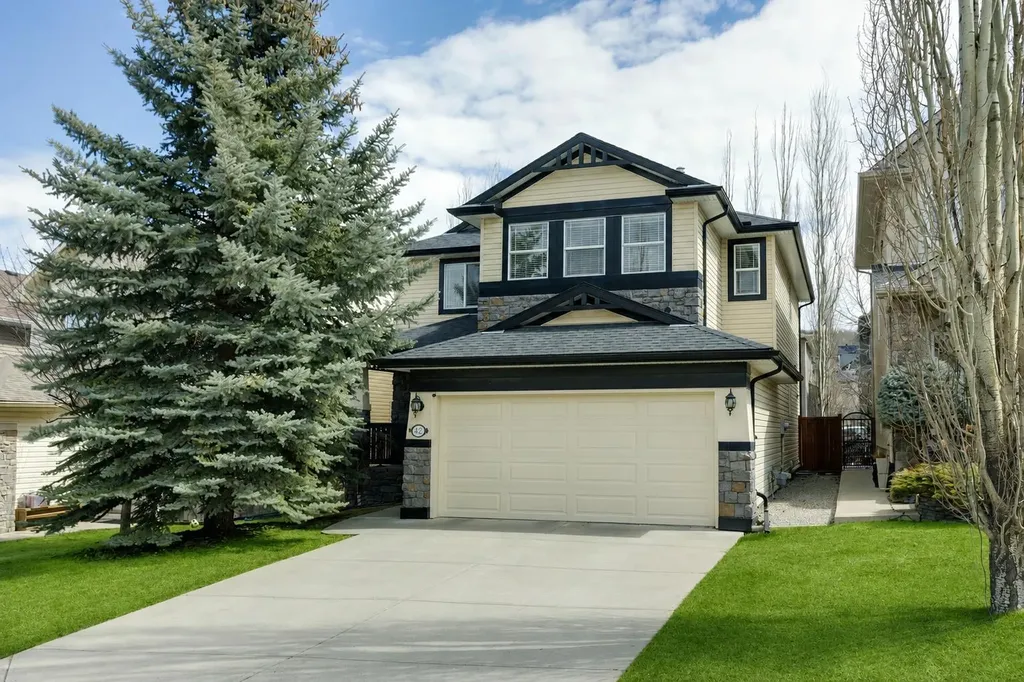 42 Cresthaven Way SW Calgary AB T3B 5X8