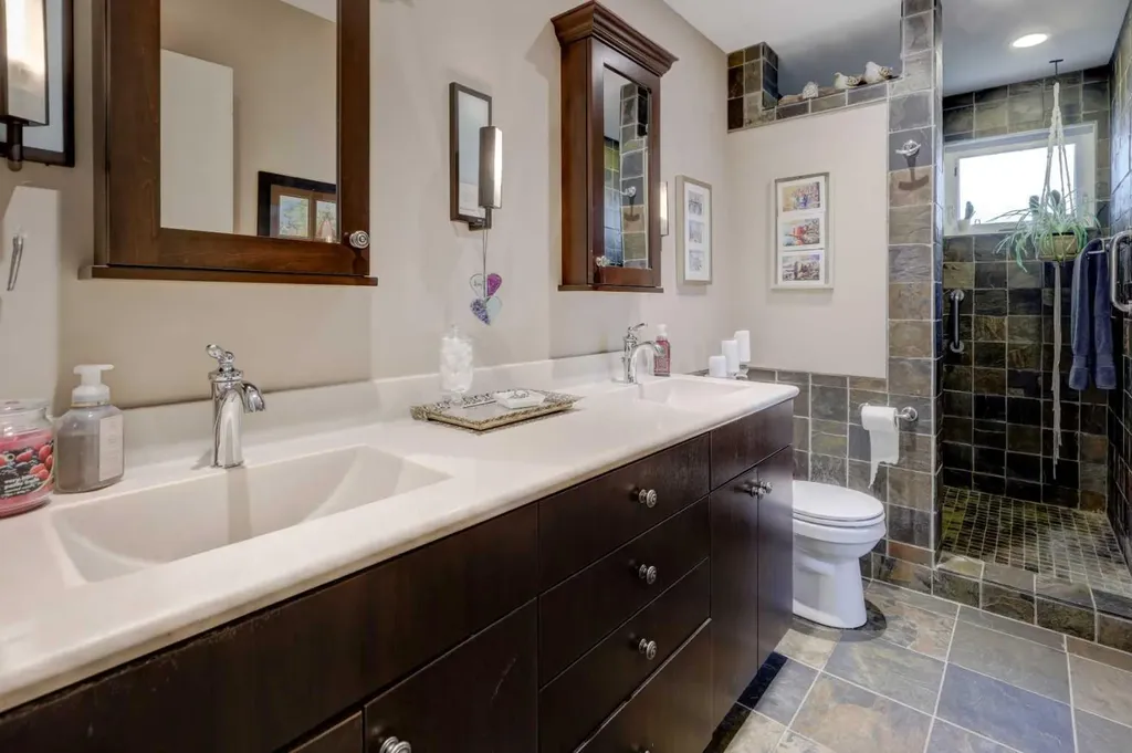 148 Rundlecairn Rise NE Calgary AB T1Y 2Y3