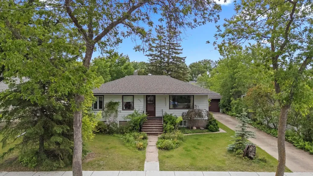 4709 46 Street Camrose AB T4V1G5