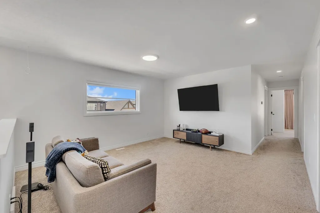 75 Setonstone Row SE Calgary AB T3M 3S1