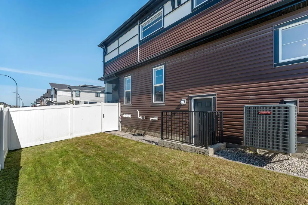 75 Setonstone Row SE Calgary AB T3M 3S1