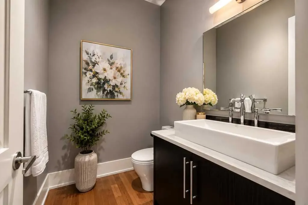 16 Spring Valley Way SW Calgary AB T3H 5M1